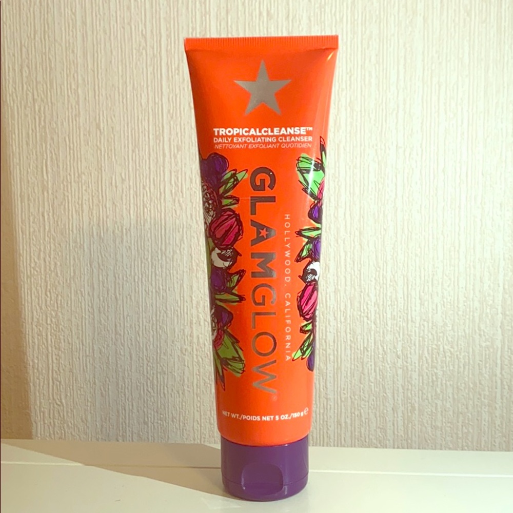 GlamGlow Daily Exfoliating Cleanser